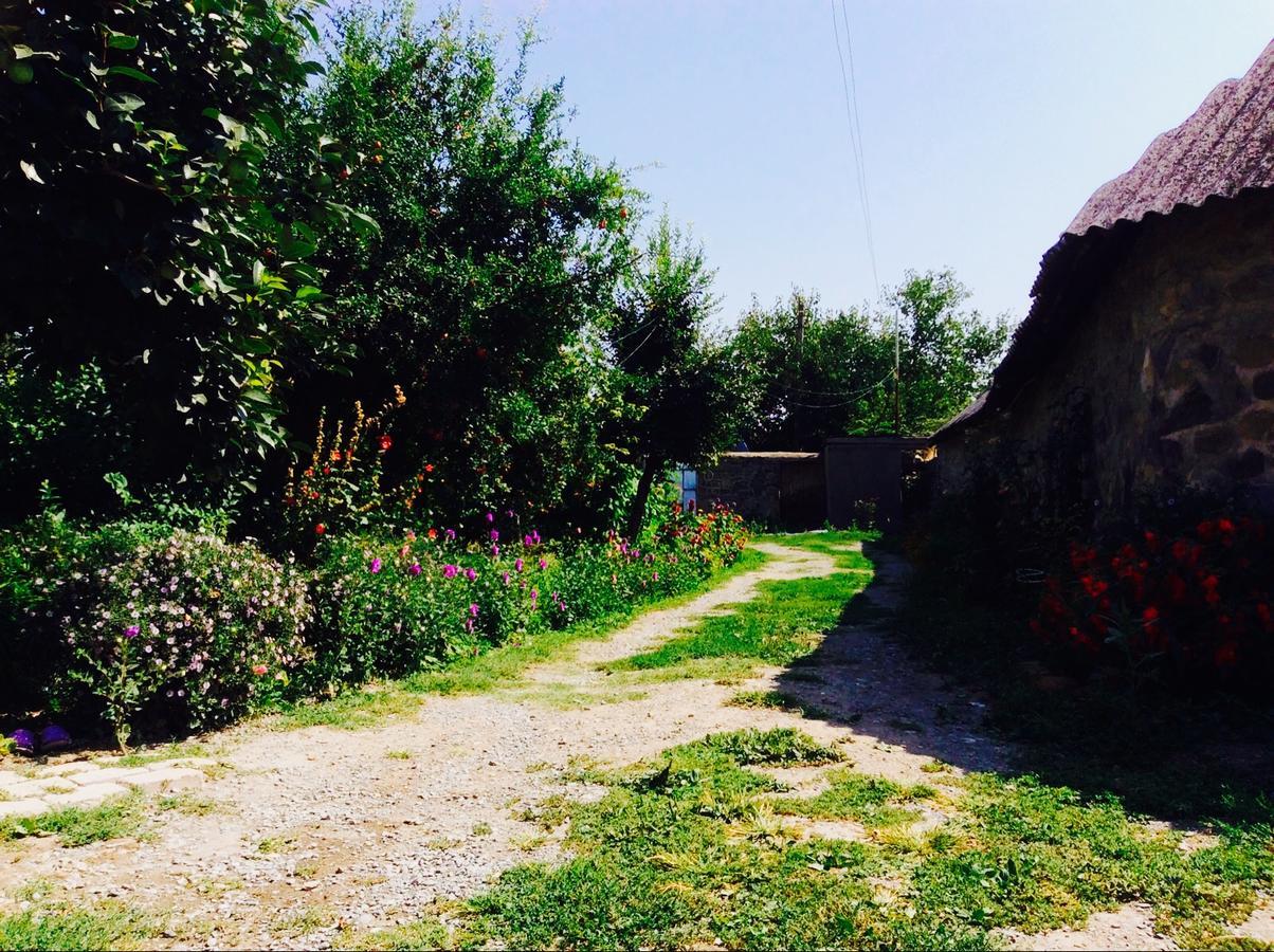 Bed and Breakfast House On Ashiq Cuma Street 8 à Şǝki Extérieur photo